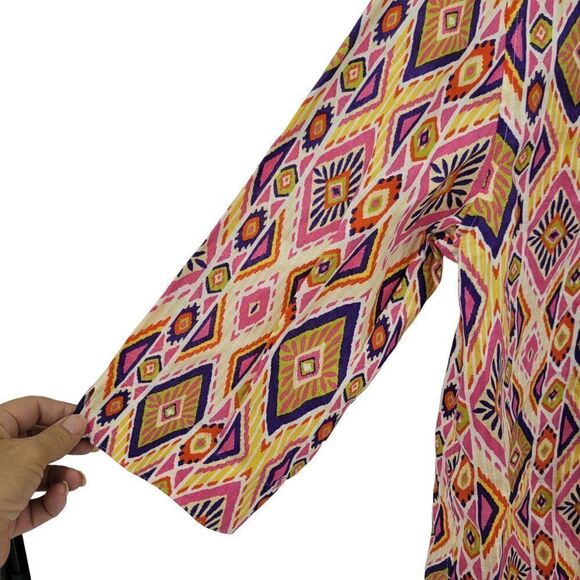 Chico's Top Blouse NO-IRON Ikat Linen Button-Back Shirt Size 2 Pink Southwestern - Picture 8 of 11